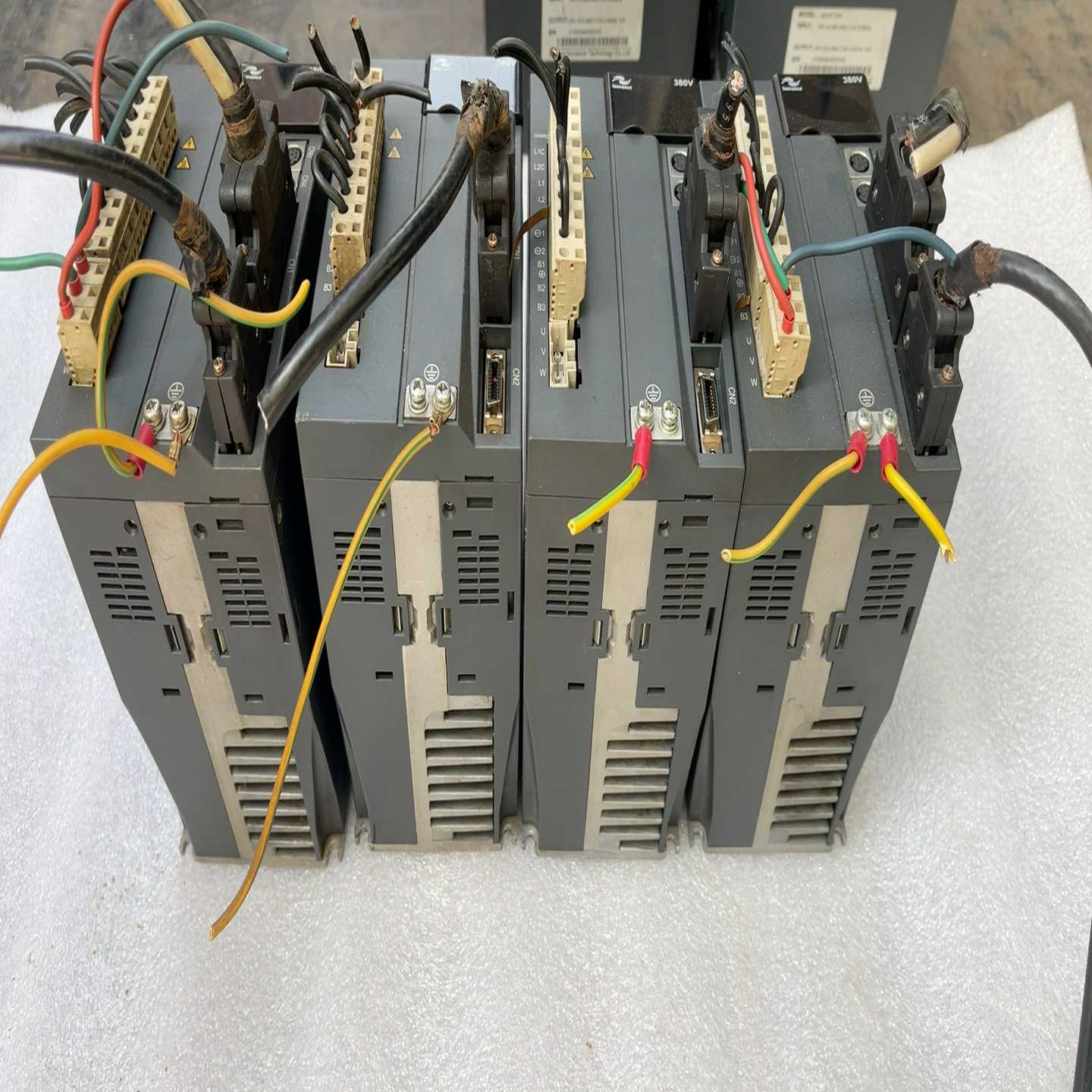 议价服驱动器I5005I-212三台80V单价