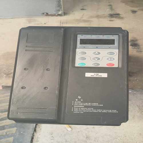 无锡福安ZF580-4KW变频器一台，外观参数和汇川一样，成询价