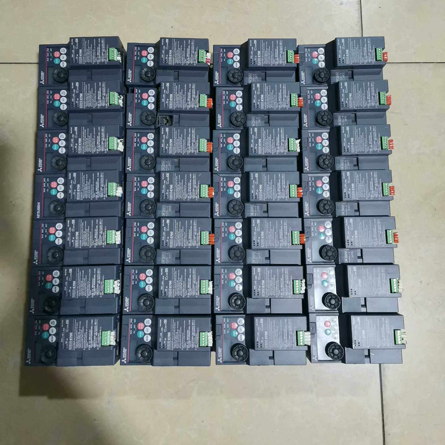 台达变频器，VFD110E43A，11KW，功能包好，实物拍一议价商品