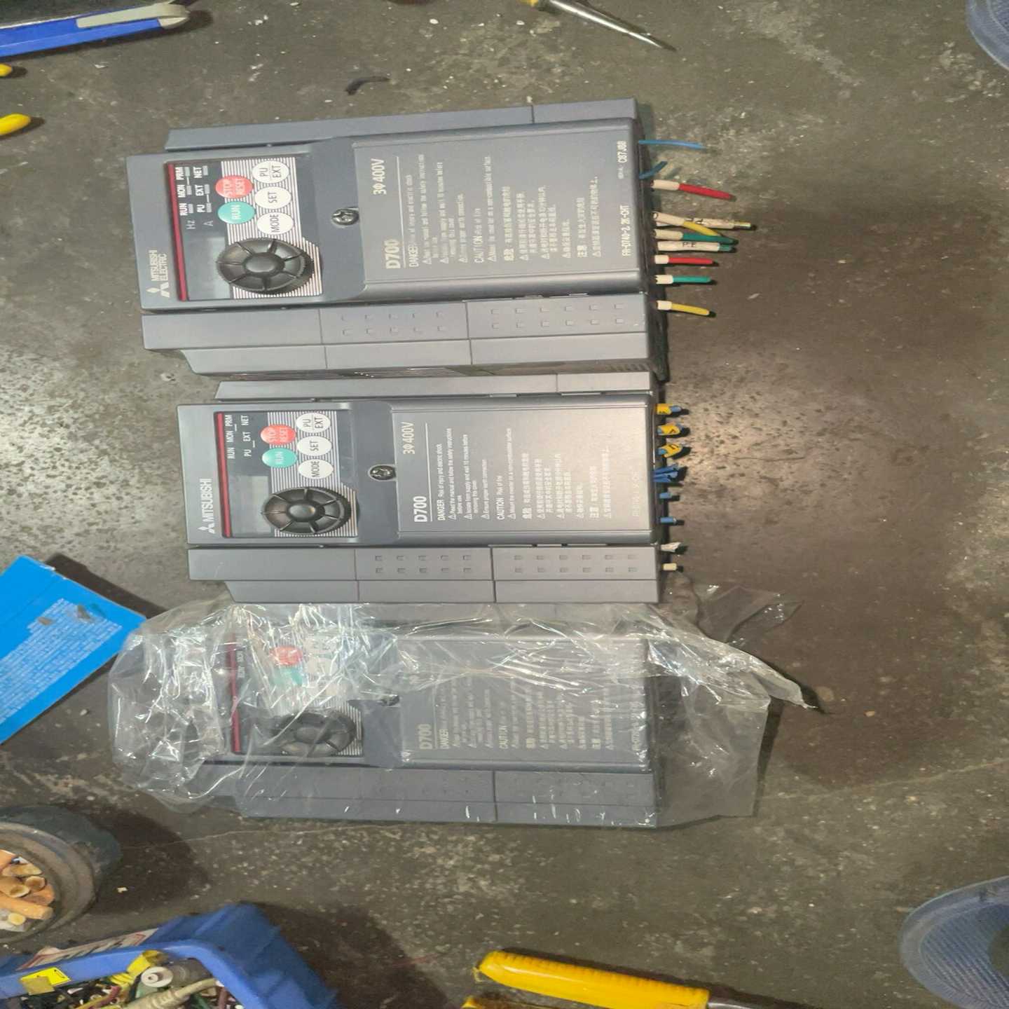 议价三菱D700变频器400V0.75、1.5、2．2KW刚刚从现货/维C修