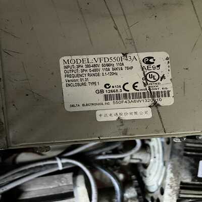 【幸琪商铺】VFD550F43A台达变频器，功能好的，实物图片显示
