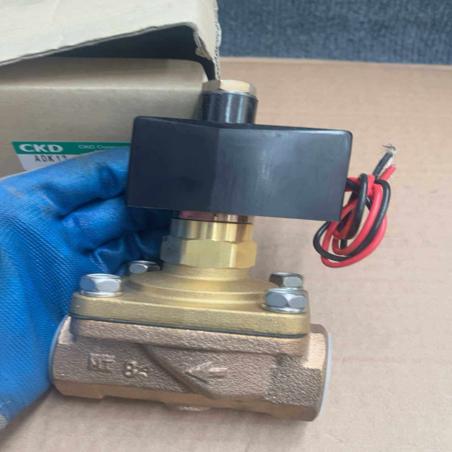 CKD电磁阀ADK12-25A-03A（DC24V）--议价商品