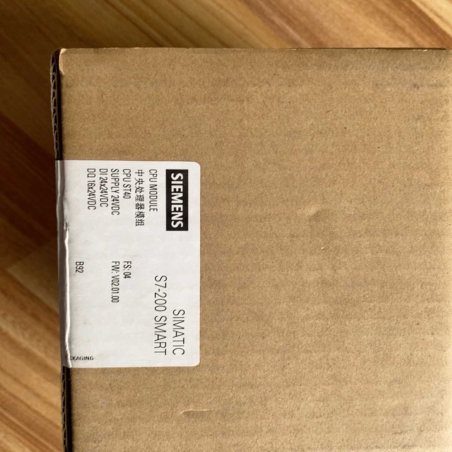 控制器6ES7288-1ST40-0AA0带包装询价