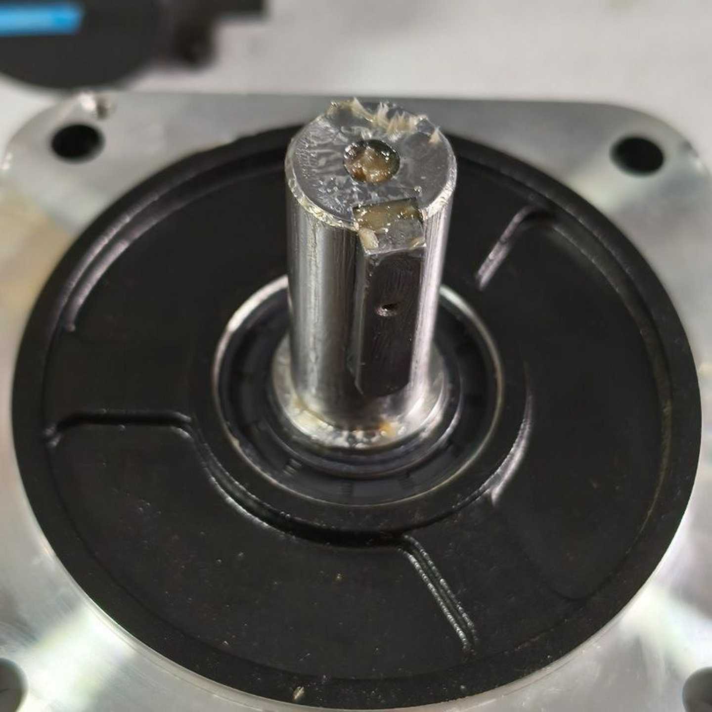 汇川伺服电机MS1H3-15C30CD-A331Z-130二