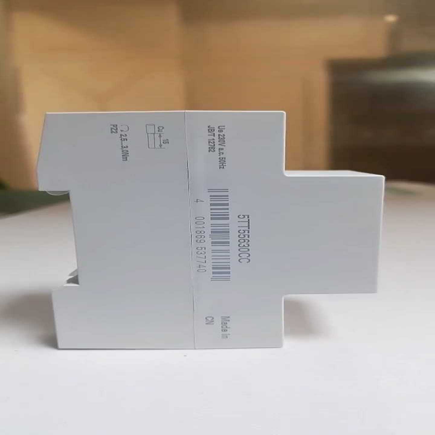 2P63A/2P40A自恢覆过欠压保护器  不多，~询价