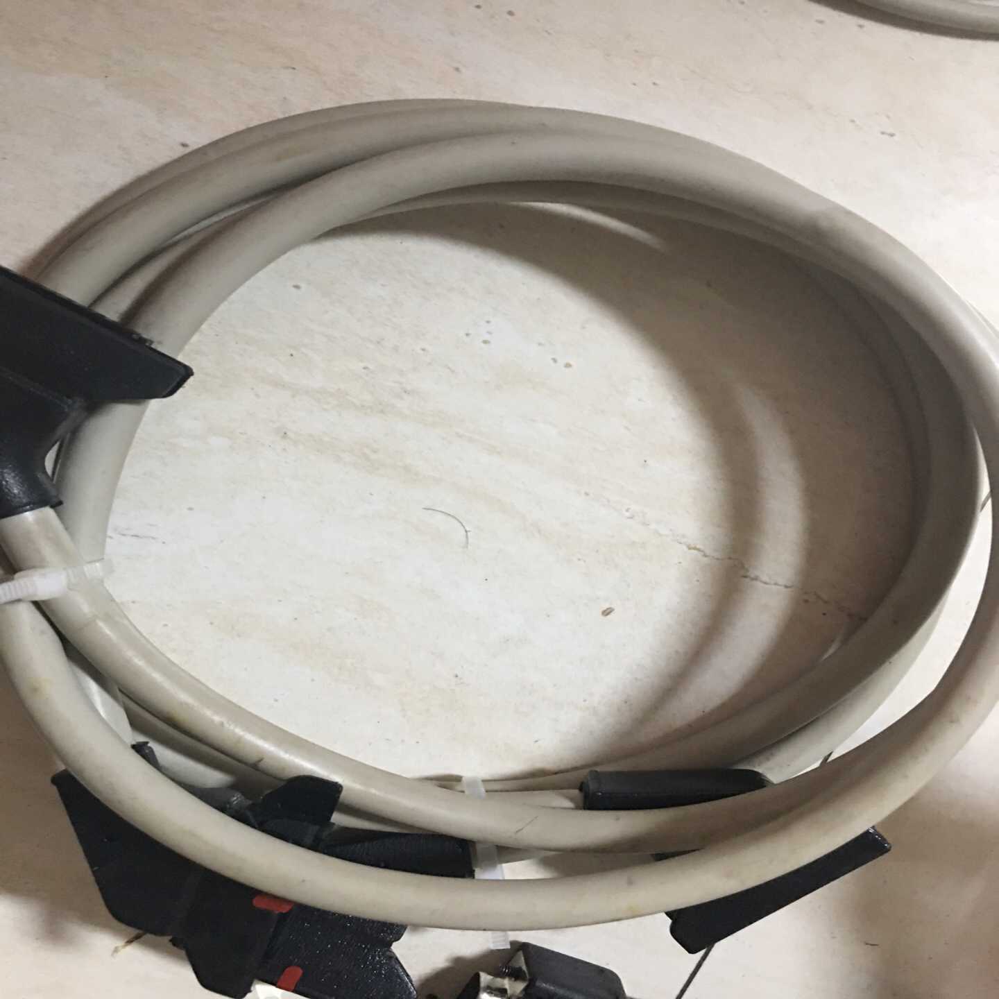 询价施耐德线缆TSXCDP203、TSXCDP103、TSXCD