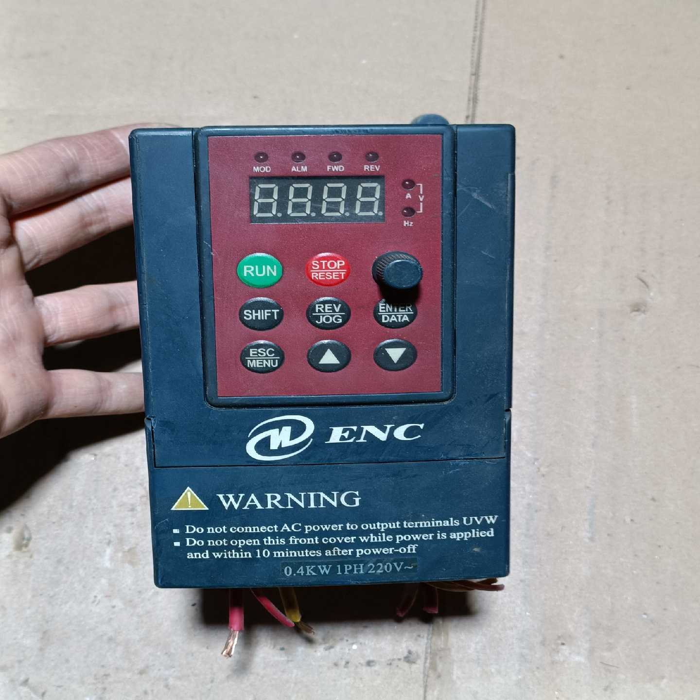 单相220V输入变频器400W易能EDS800变频器图片实询价
