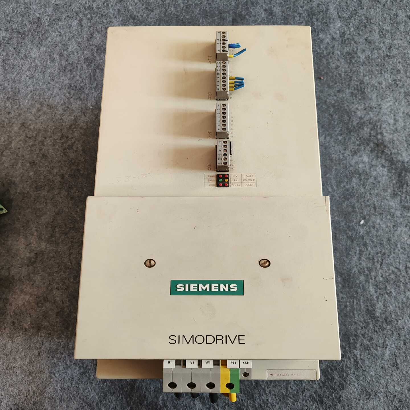 西门子电源6SC6112-2AV01现货拆机件实物图拍摄--议价商品