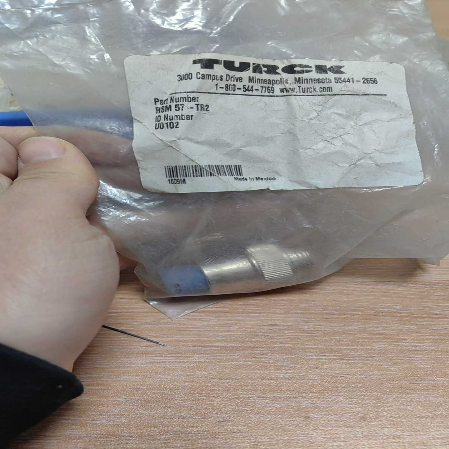 图尔克终端连接器RSM57-TR2U0102。询价