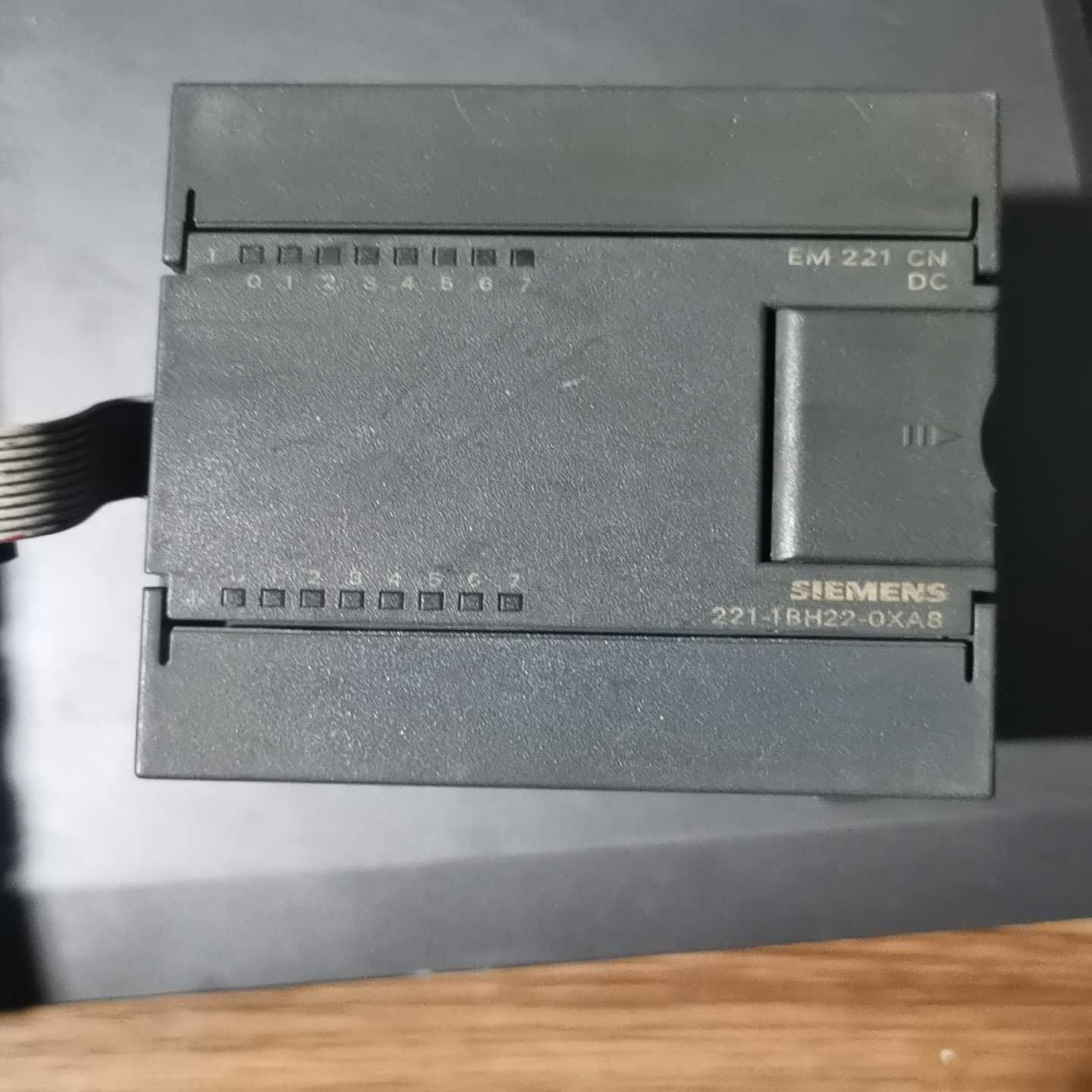 询价em22216输入，订货号为221-1BH22-0XA