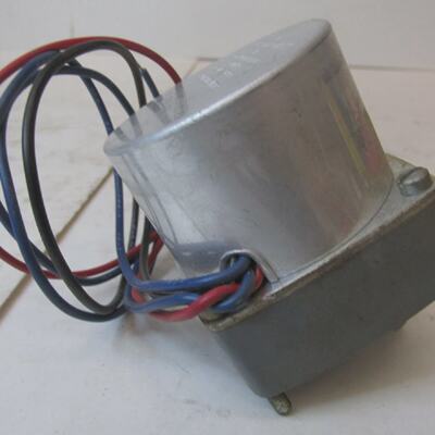 New other 120V MFD.56ROT.REV. Synchronous Motor A.W. Haydon