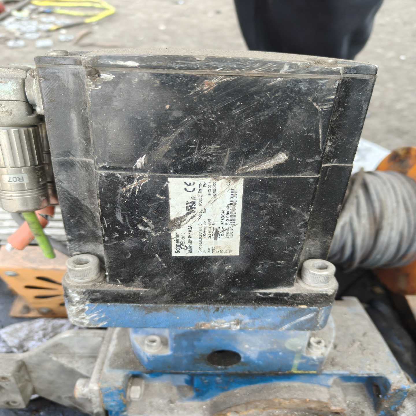 施耐德伺服电机BMH1401P11A2A拆机包好图片就是实--议价商品