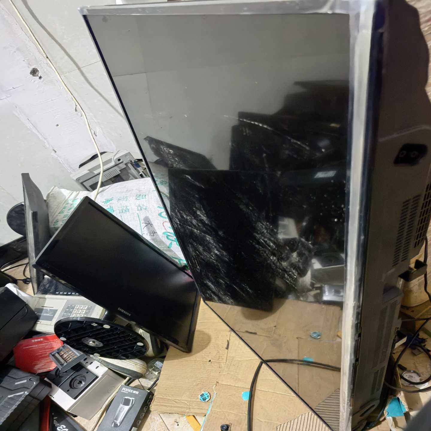 43寸海信LED43T11N是一款全高清、网络、LED电视，--议价商品