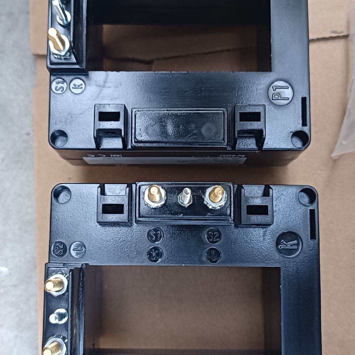 议价--全新施耐德电流互感器METSECT5DA125,库存余料原装