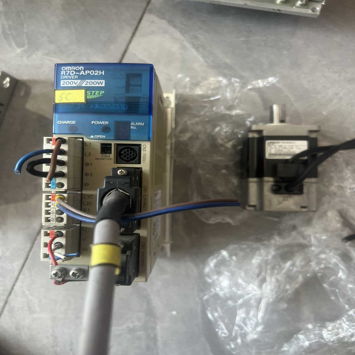 【议价】R7D-AP02H电机R7M-A20030-S1适用