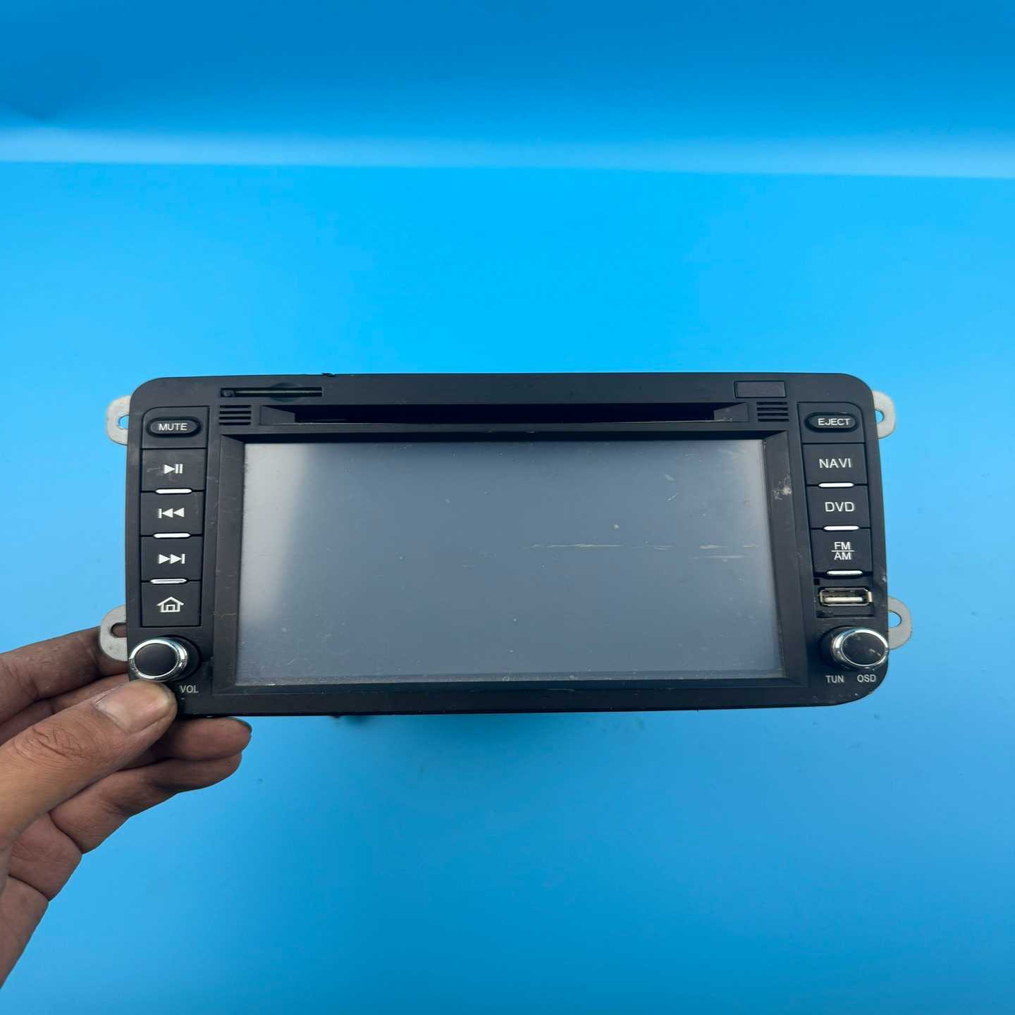 大众速腾宝来导航主机,中控显示屏带DVD播放功能,图片就--议价