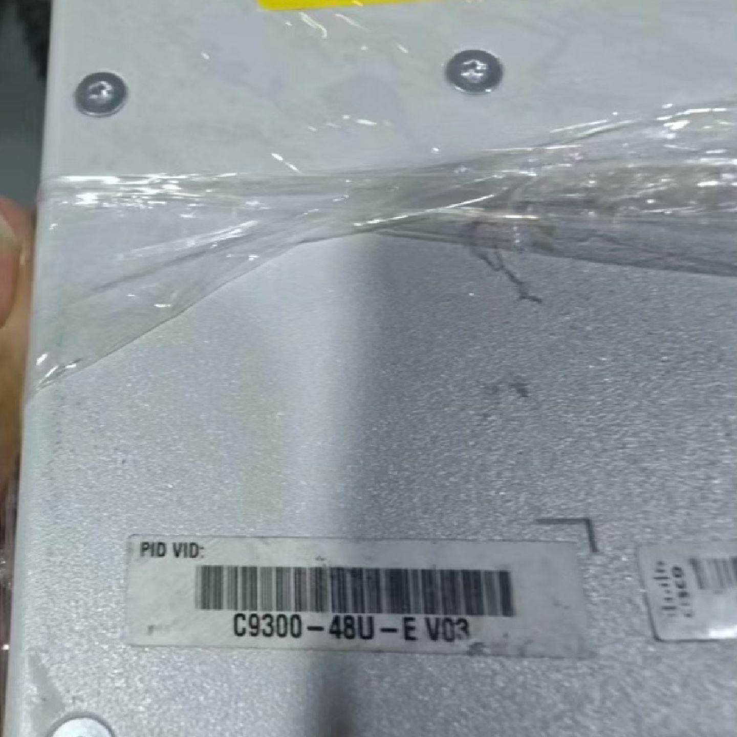 思科原装二手C9300-48U-E 48口POE交换机，，带--议价商品