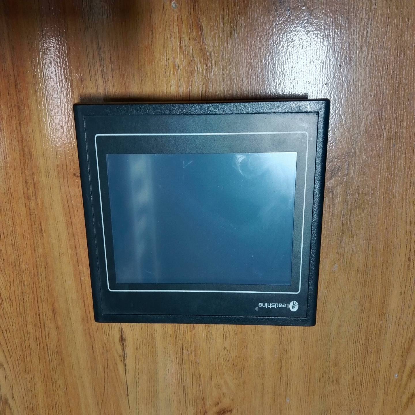 雷赛触摸屏1071，功能正常，成色为实图询价