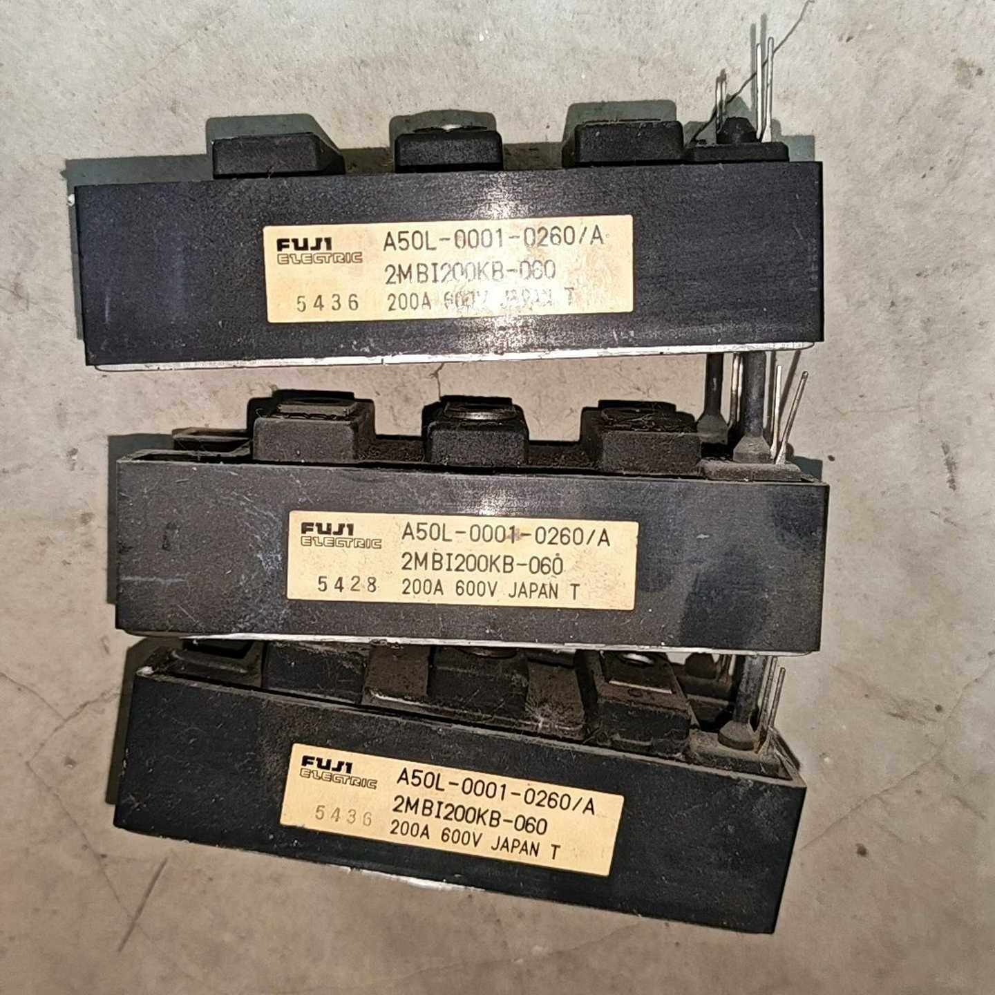 咨询-2MBI200KB-060功率模块A50L-0001-