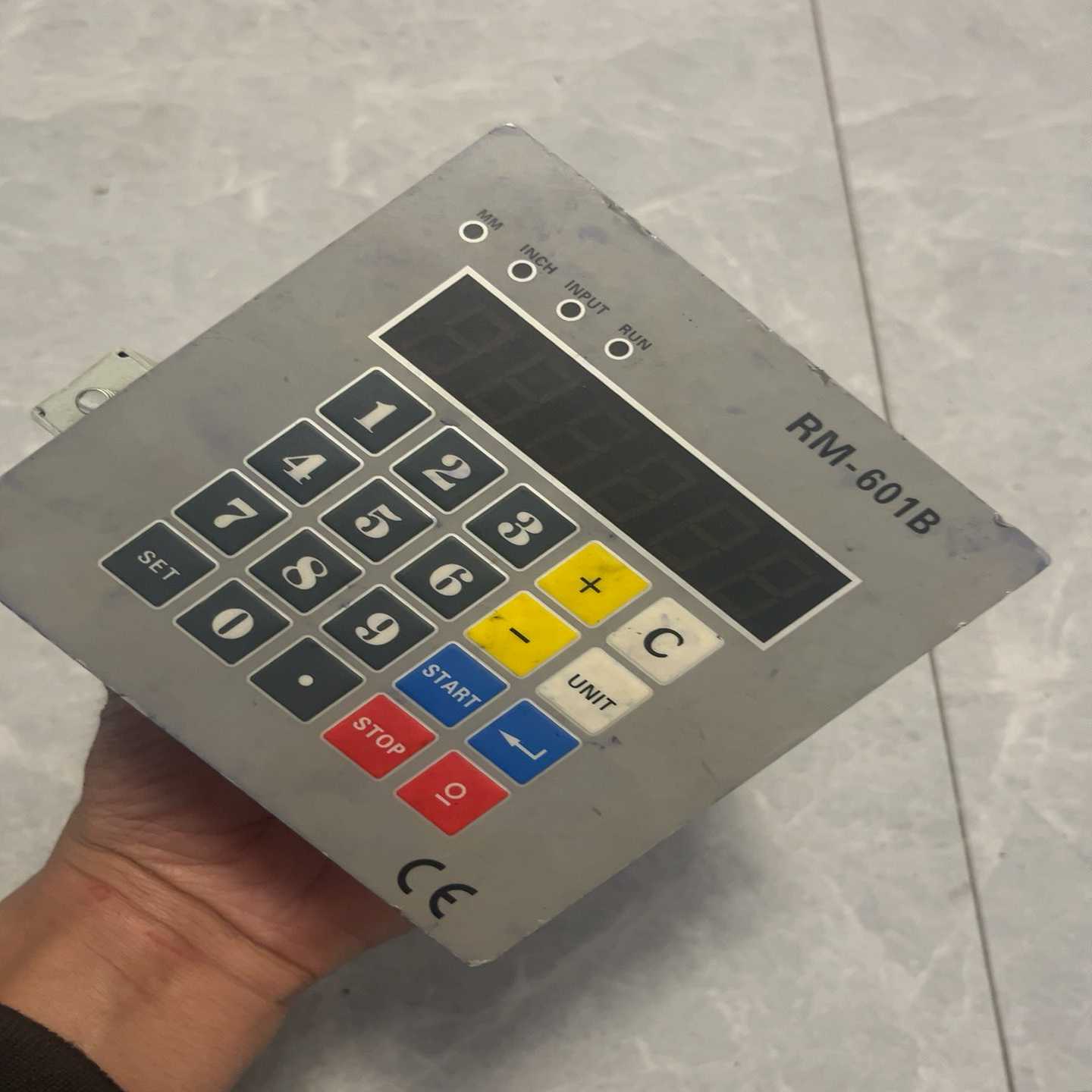 电机行程控制器：RM-601.砂光机厚度控制器，高度控制器询价