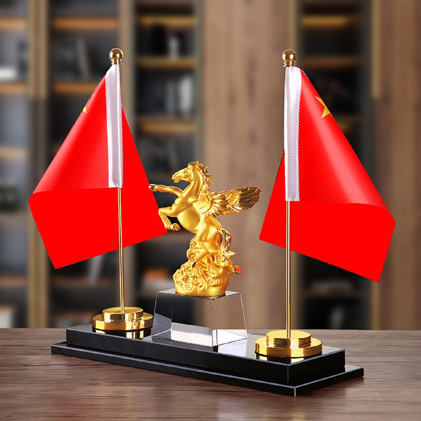 办公桌红旗国旗摆件办公室高档装饰品老板桌文台收纳笔筒创意桌面