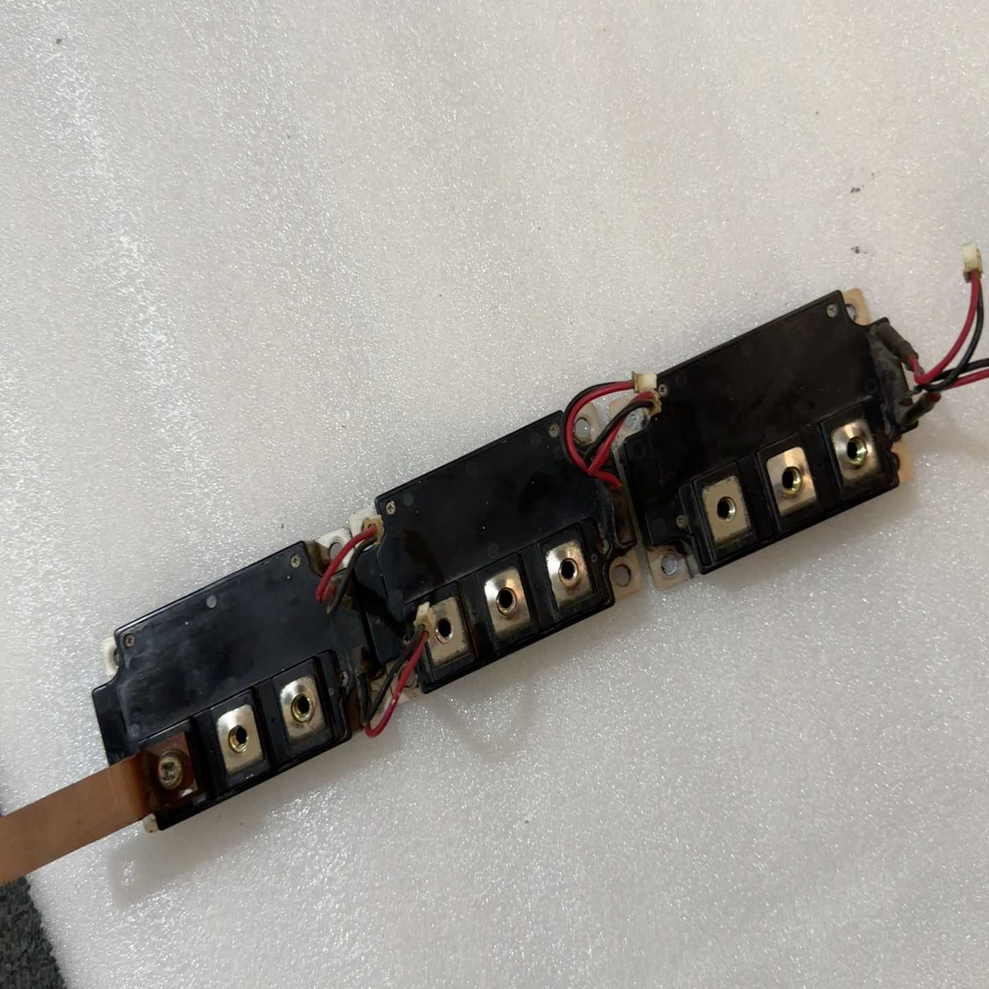 议价拆机三凌CM150DU-24F.204模块，实物图片，正常使