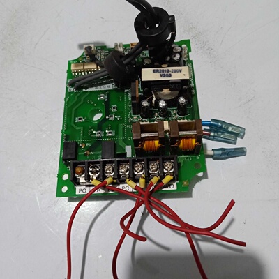议价施耐德变频器ATV28HU09M2 驱动板STI980277-01-05原装拆机 二