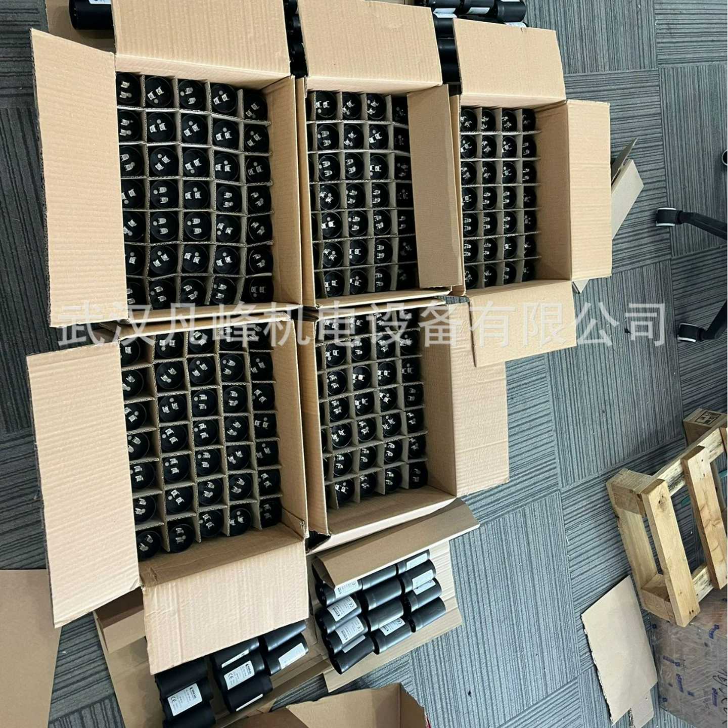 供应意大利COMAR电容8151310EL125z-160UF等全系列型号