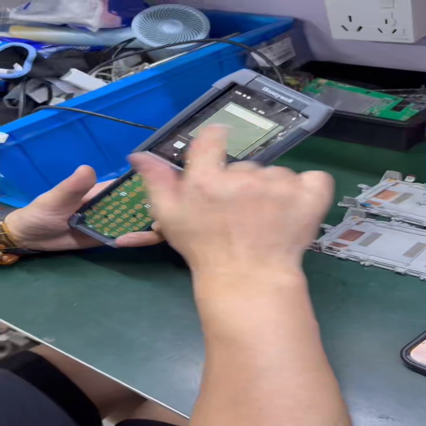 Honeywell霍尼韦尔CK65二维数据采集器屏幕总成维修-议价