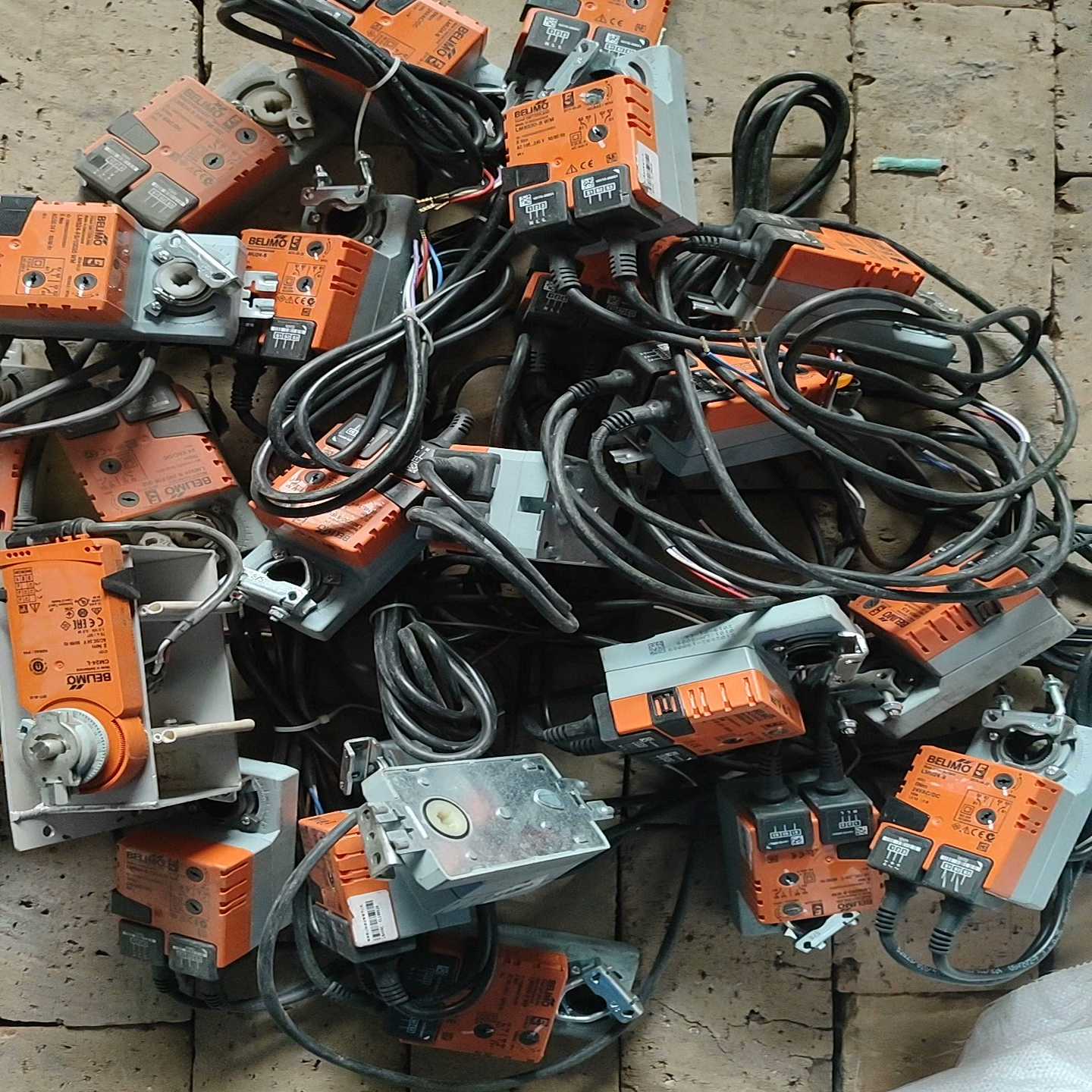 询价搏力谋电动风阀执行器LMS24-S，LMS230-S，LMU