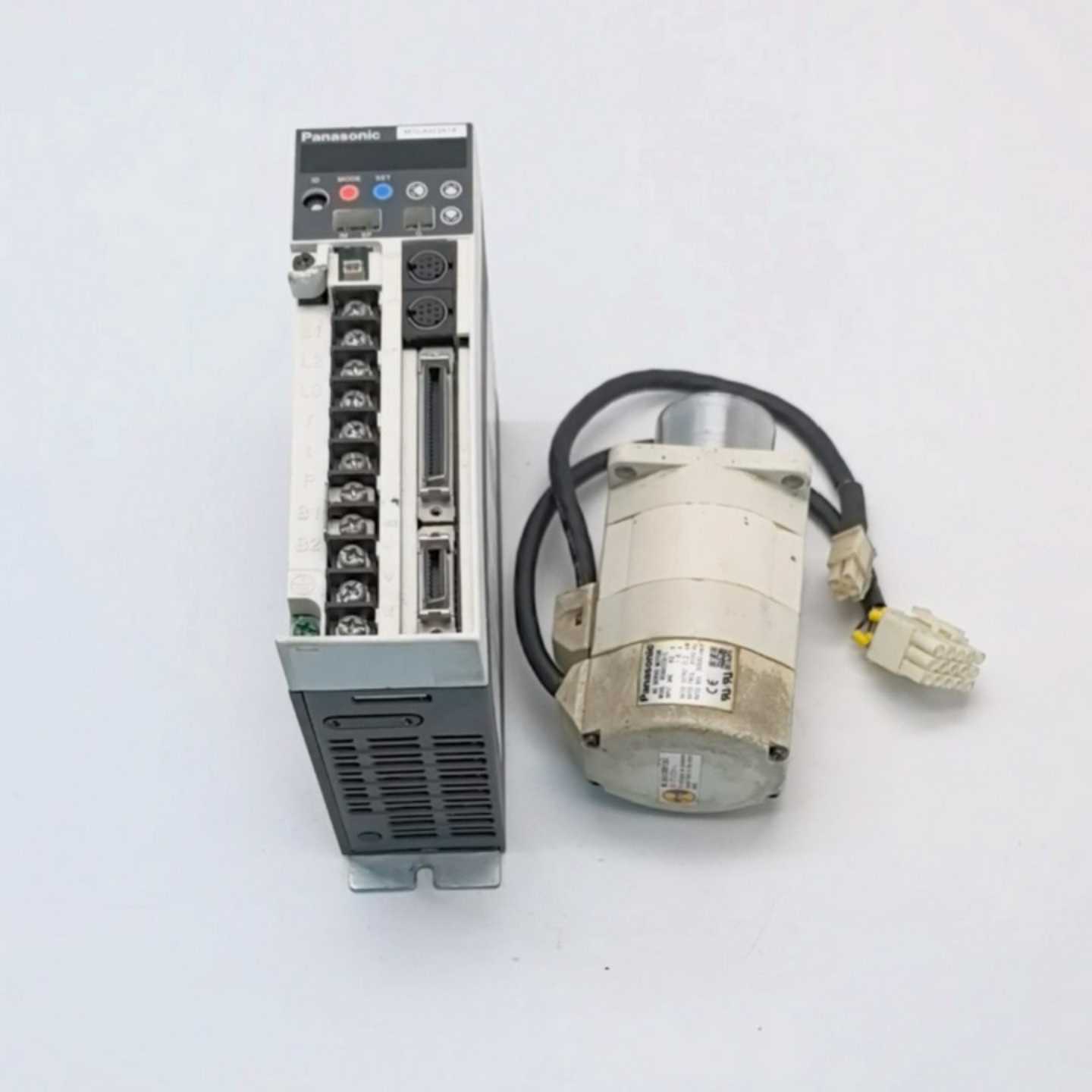 MSDA023A1A松下伺服驱动器，配套电机MSMA022A--议价商品