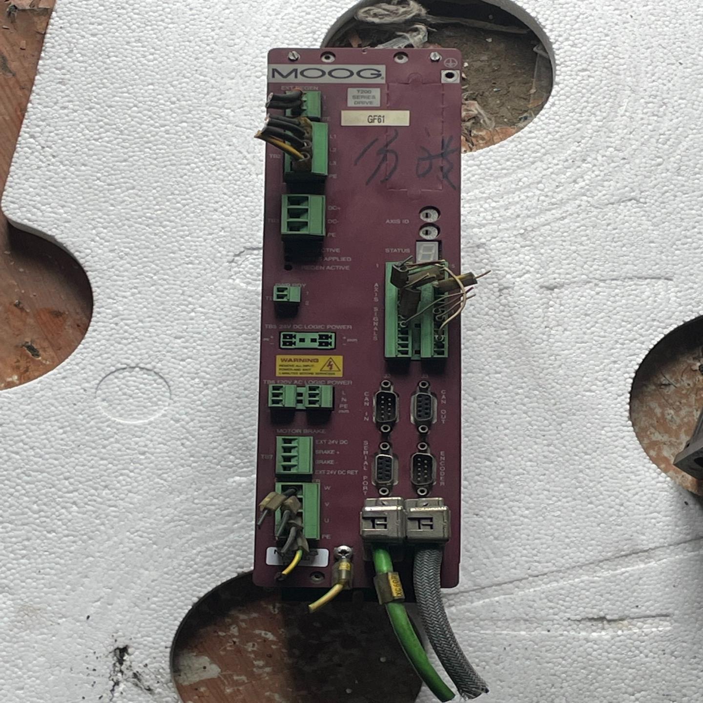 德国MOOG穆格伺服驱动器T200-410J-0BA1 【落红设备】