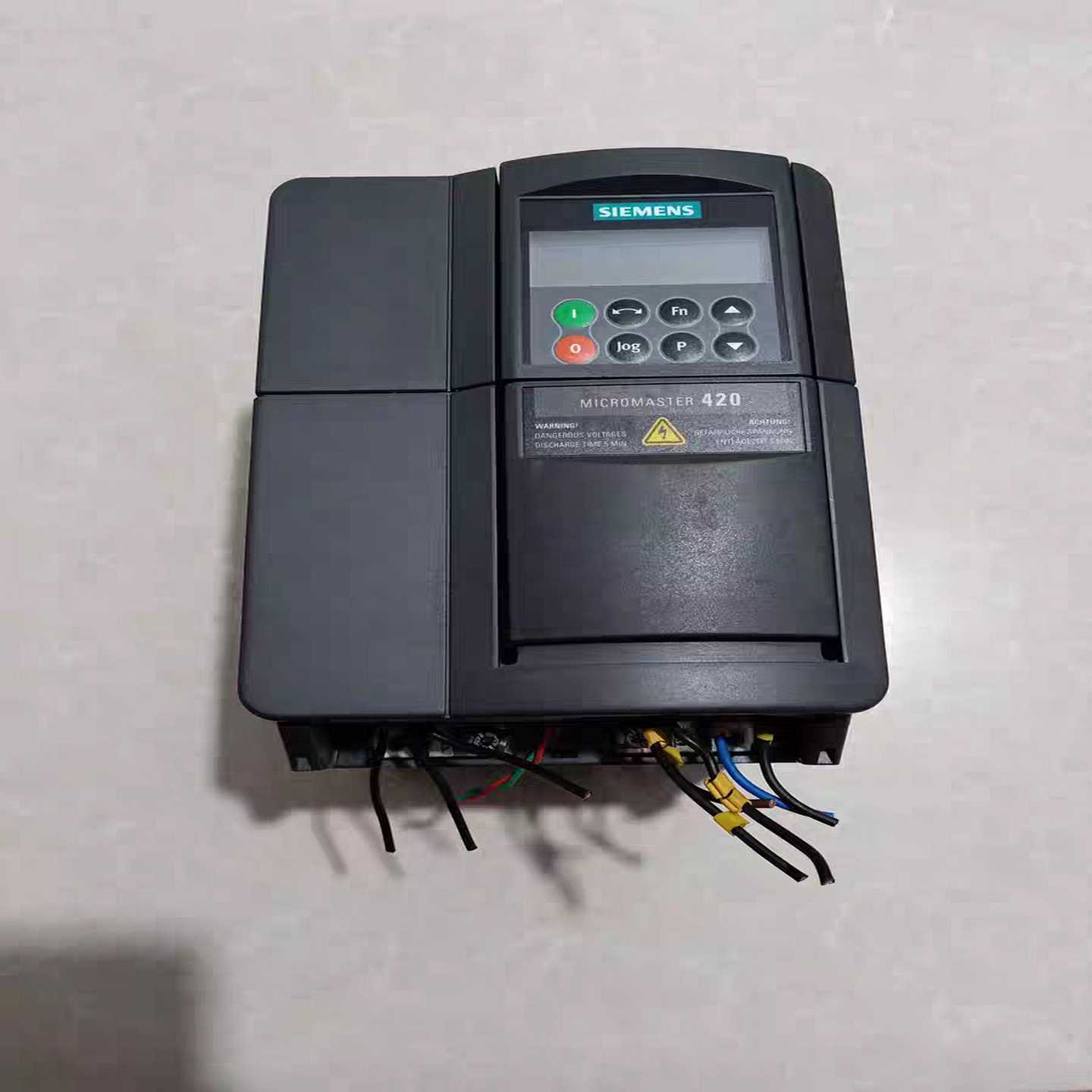 变频器6SE6420-2UD22-2BA1380V询价