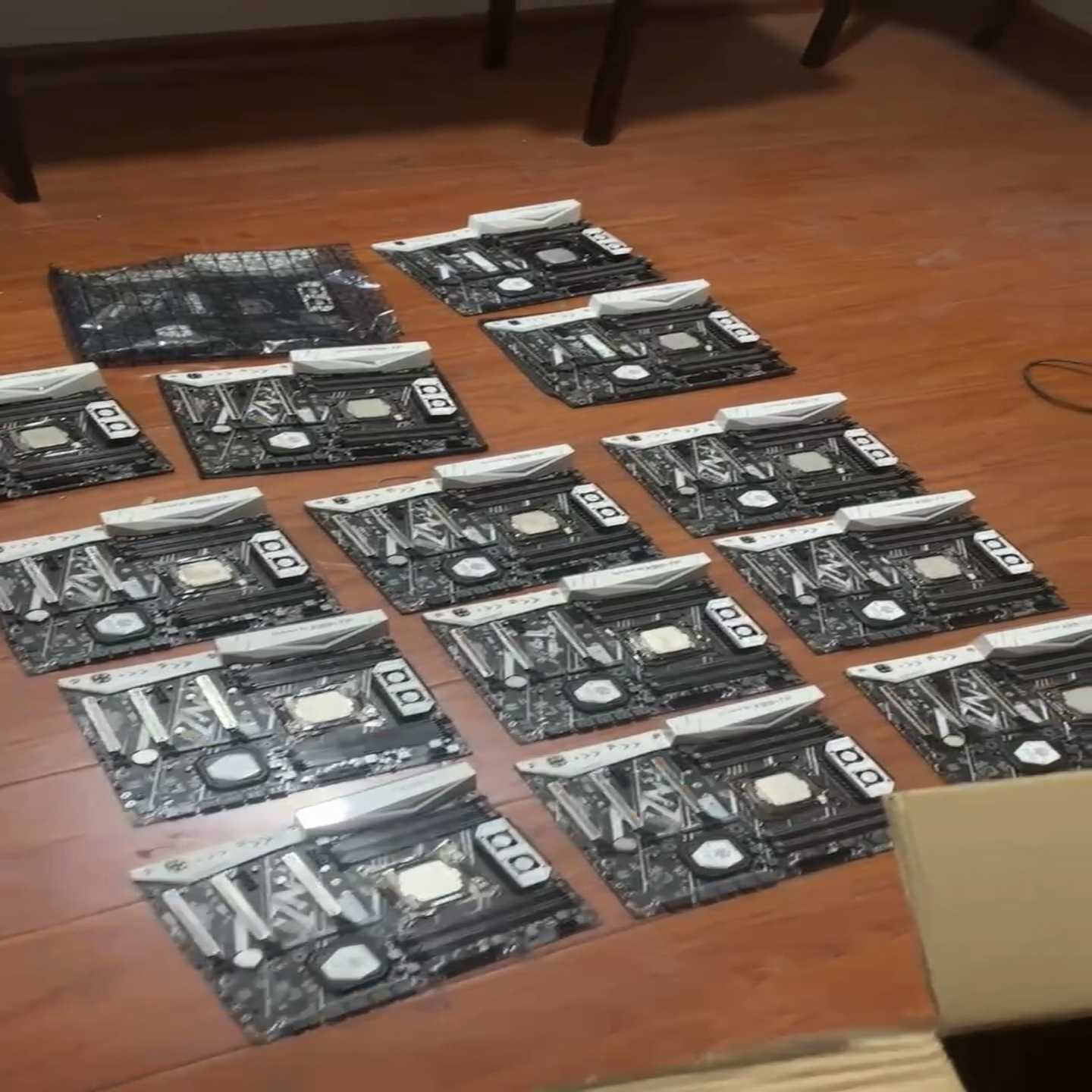 收x99主板...华南X99bd3大板...华南x99--议价商品