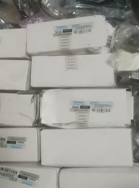 欧姆龙CPM2C-CN111全新包装现货几个