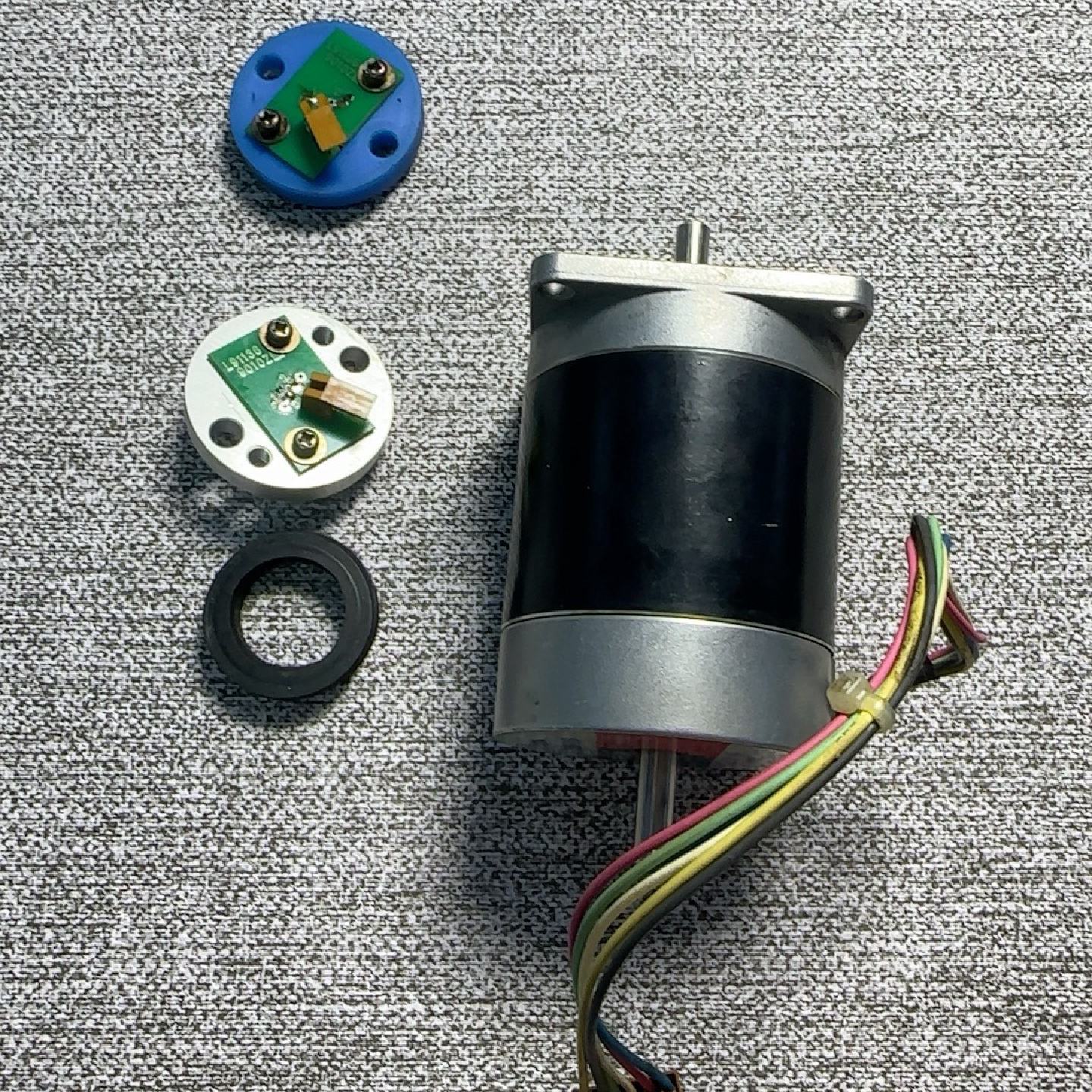 日本原装VEXTA东方步进电机PH268-21B,5.4V--议价商品