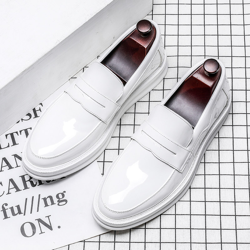 2020年新款白色豆豆鞋男漆皮亮面潮流乐福鞋英伦一脚蹬内增高皮鞋