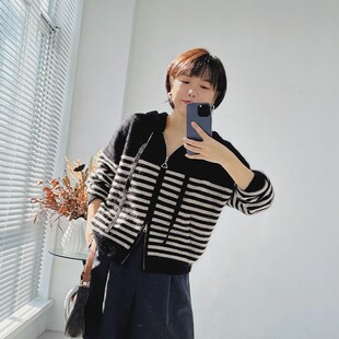 糖皮出品 雪绒花 黑色条纹撞色浣熊绒 冬季保暖连帽拉链毛衣