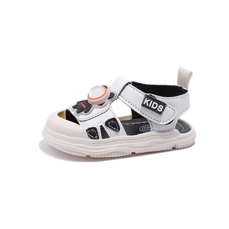 婴幼儿亮灯包头凉鞋夏季0-1-2岁新款男宝宝软底防滑学步鞋儿童鞋4