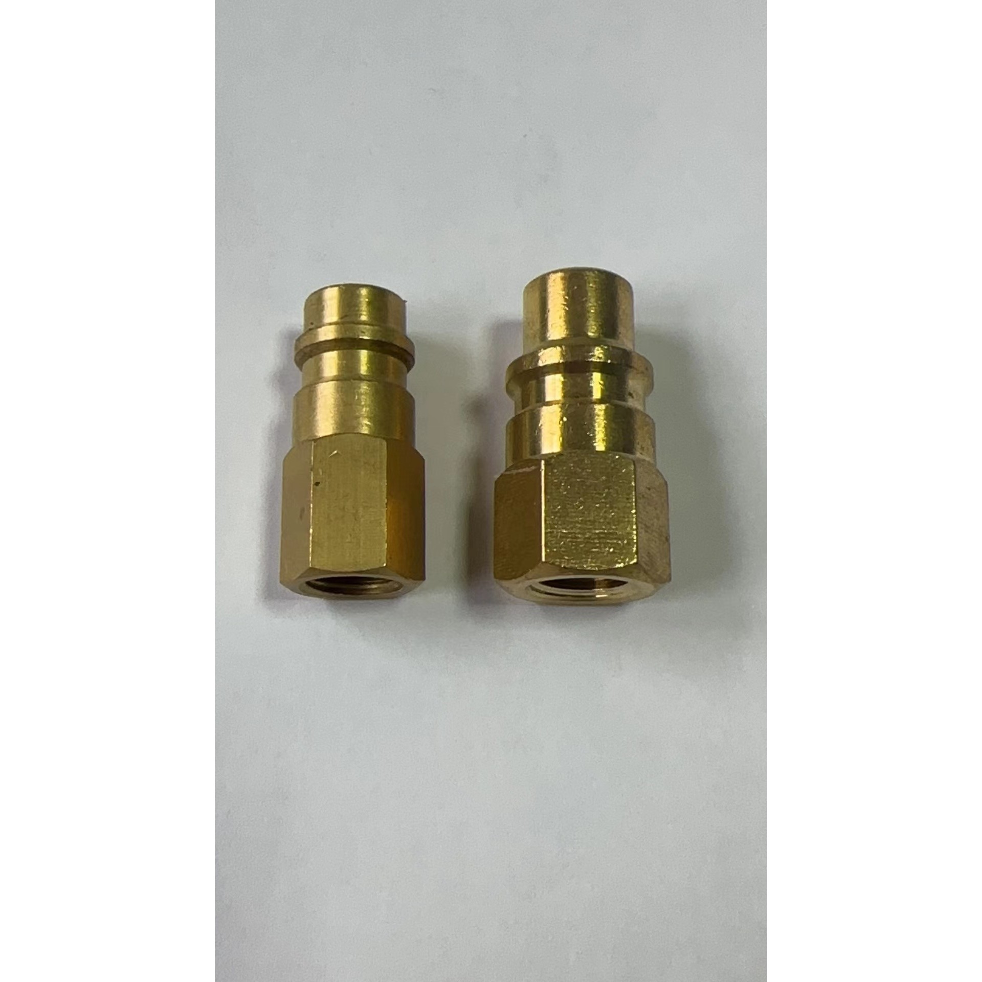 内螺纹1/2ACMELH R1234yf汽车空调冷媒制冷剂钢瓶转换接头加氟