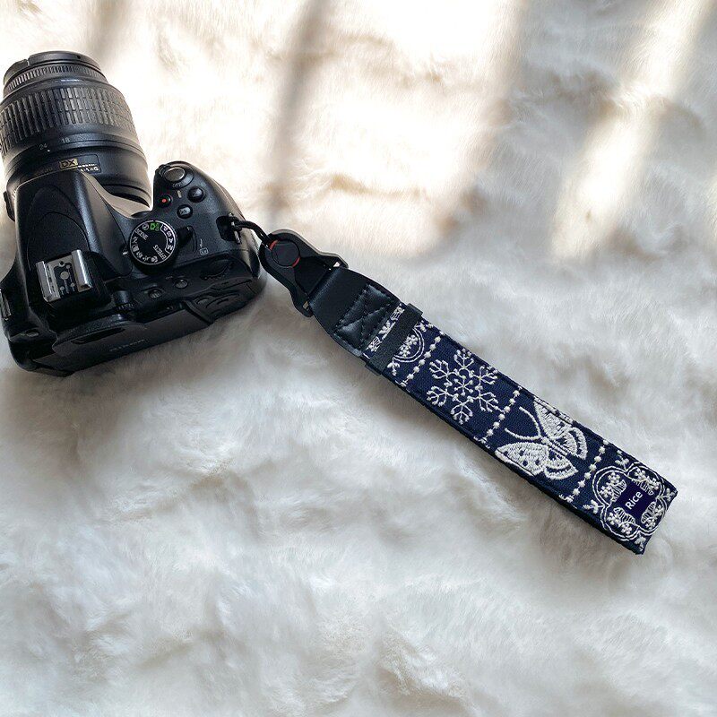 原创相机快拆手腕带蝴蝶刺绣微单反相机手挂绳加宽加厚减压手腕带
