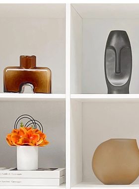 样板间现代软装饰品书柜创意树脂陶瓷工艺品仿真花玻璃摆件ZH3436