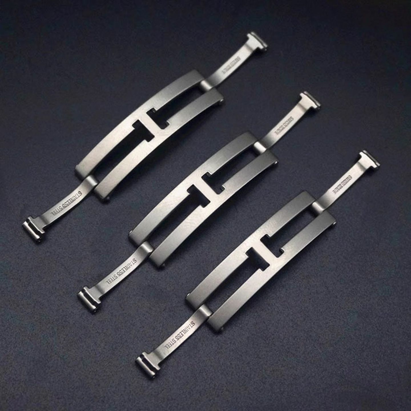 福西达表行适配卡地亚蓝气球坦克SOLO伦敦手表钢带表扣抵扣蝴蝶扣