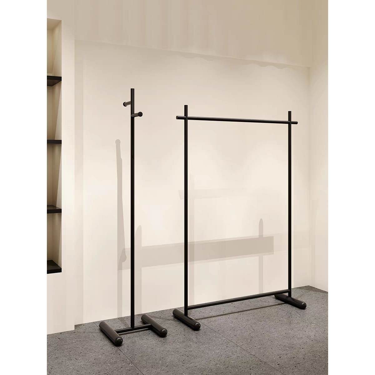 服装店女装展示架铁艺礼服中岛展示架陈列架落地式黑色货架挂衣架