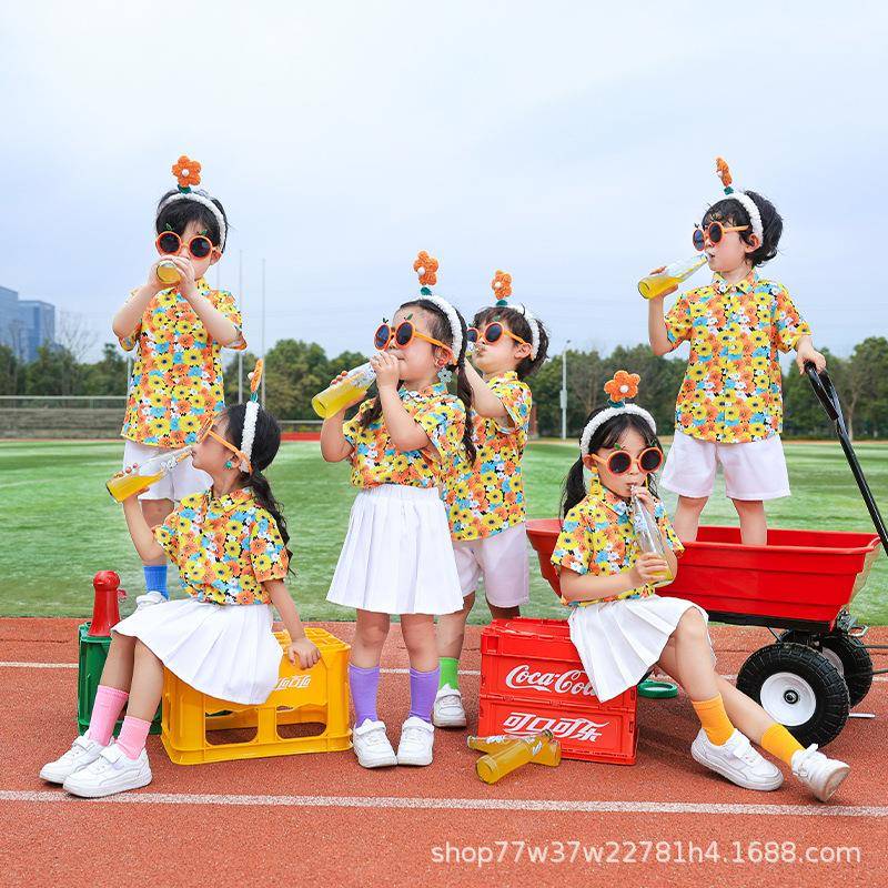 六一儿童演出服啦啦操小学生80年代港风复古花衬衫幼儿园表演服装