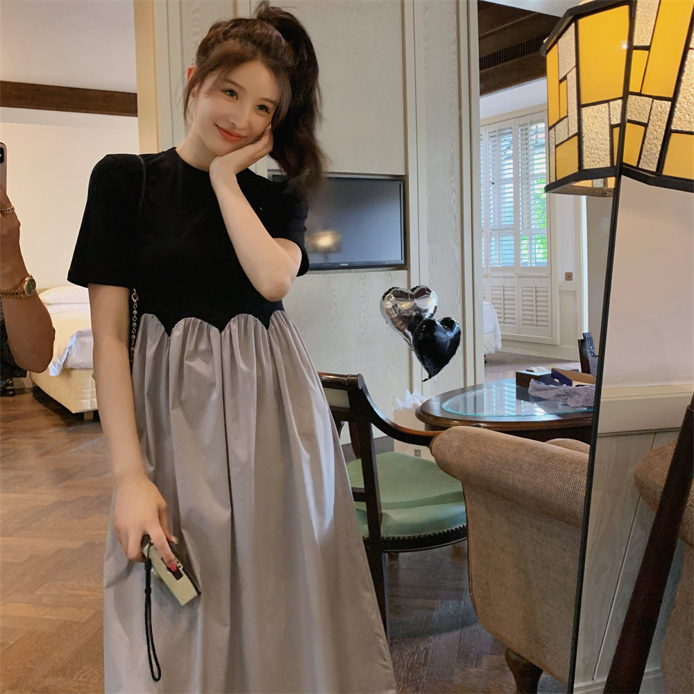 法式简约拼接孕妇连衣裙女夏2026新款高级感质感赫本风t恤裙孕妇