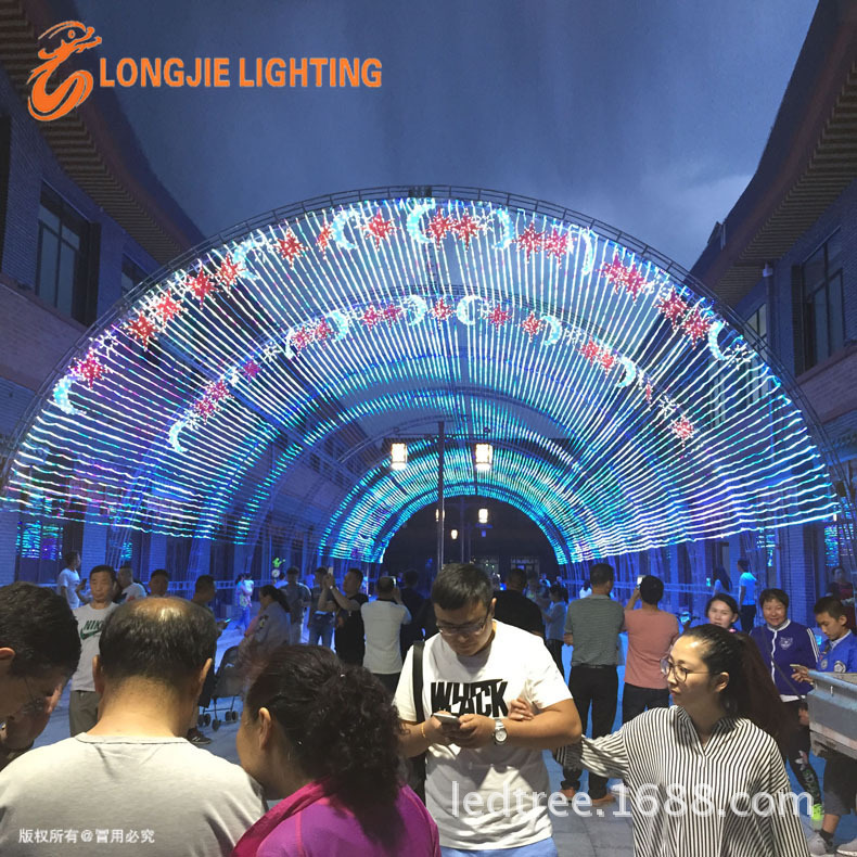 长:50米 宽:15米 音乐时光隧道，随音乐变换，幻彩灯带隧道灯