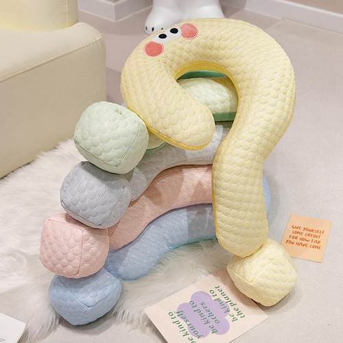 夏季冰丝创意抱枕趣味办公室午睡枕头靠枕车载头枕u型枕大问号颈