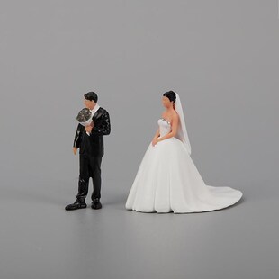 西式微缩小人偶新郎新娘彩色人偶公仔模型婚庆新人摆件新婚礼物