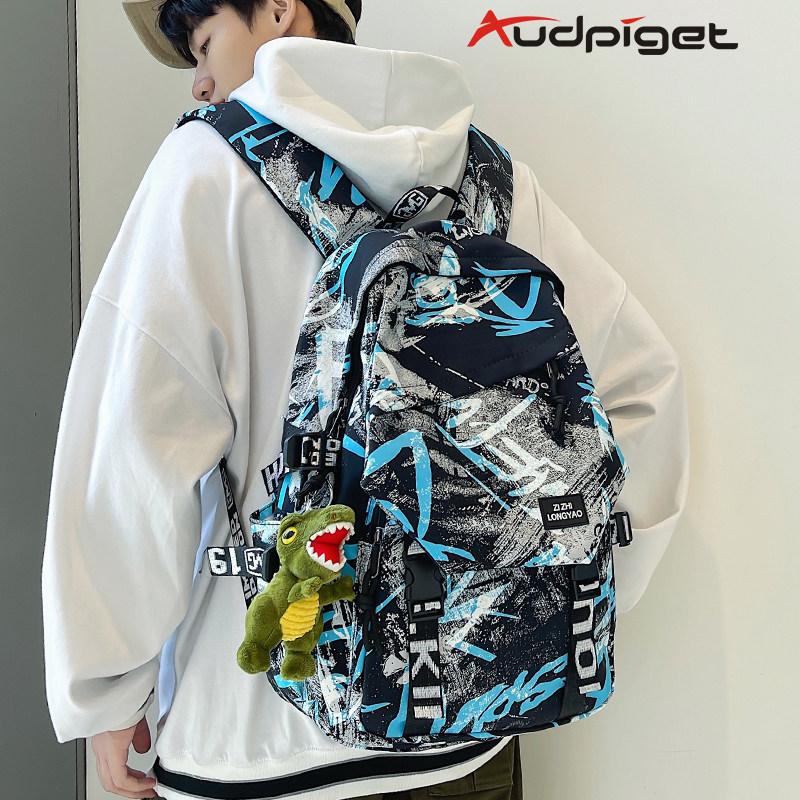 双肩包小男孩背包帅气儿童4一6青少年旅行出游小学生书X包3一6年